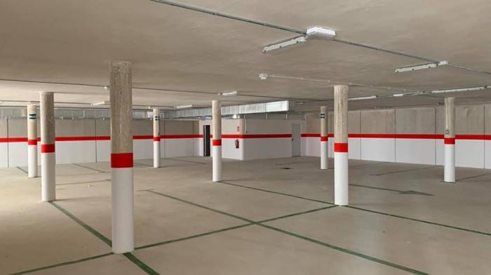 El consistorio de Coria concederá por concurrencia competitiva el uso de las plazas del Parking Dr. Viera