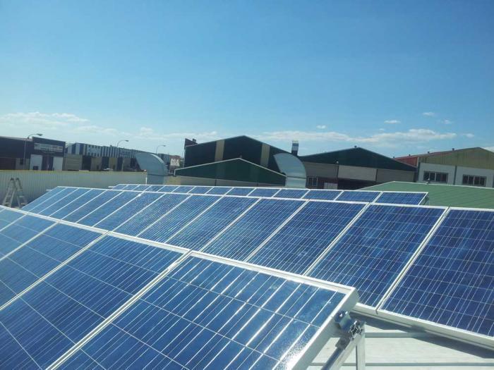 Someten a información pública el  Impacto Ambiental de la nueva planta fotovoltaica de Alcántara
