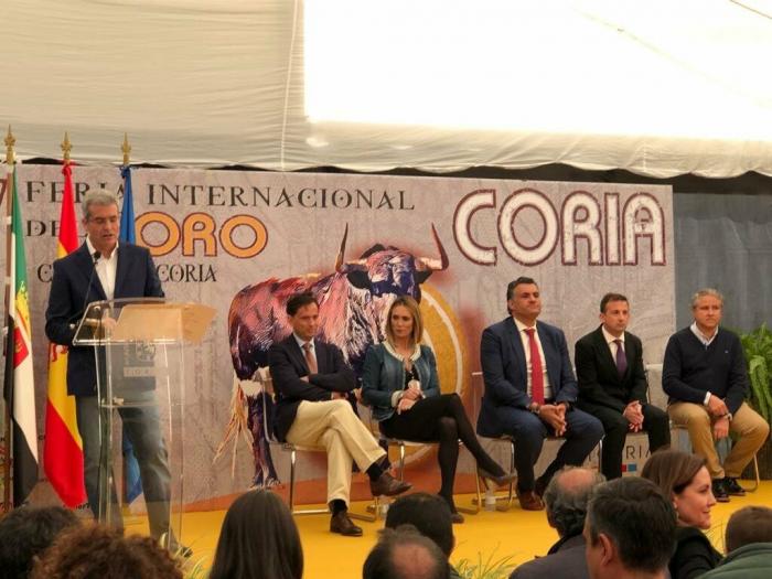 La torera Cristina Sánchez reflexiona sobre tauromaquia en la inauguración de la V Feria del Toro de Coria