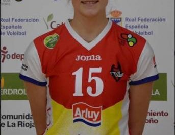 La moralejana Alba Sánchez se corona como Campeona de la Liga de voleibol junto a su equipo el Minis Arluy
