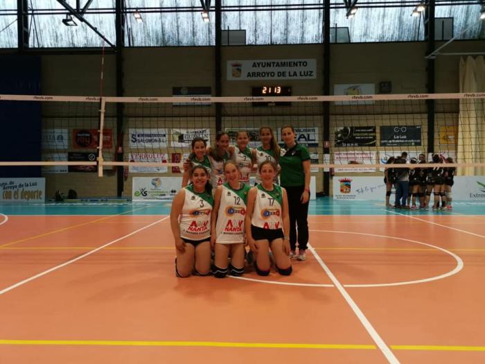 El femenino del AD Villa de Moraleja CB de voleibol jugará el Campeonato de España en Valladolid