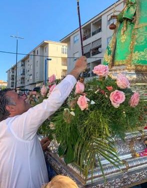 Los vecinos de Coria despiden a la Virgen de Argeme para celebrar la romería en su honor