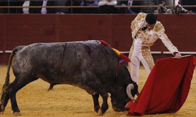 Emilio de Justo suspende las próximas corridas taurinas a causa de una lesión en la clavícula