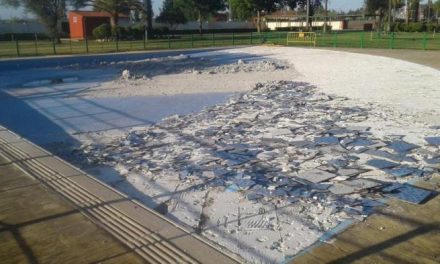 La reforma de las piscinas de Moraleja comienza con retraso y podría demorar la época de baño