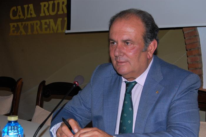 Urbano Caballo es reelegido presidente de Caja Rural de Extremadura con el 97,5% de los votos