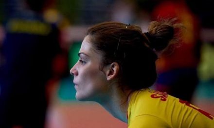 La moralejana Alba Sánchez se clasifica con la Selección Española para jugar la Final Four de voleibol