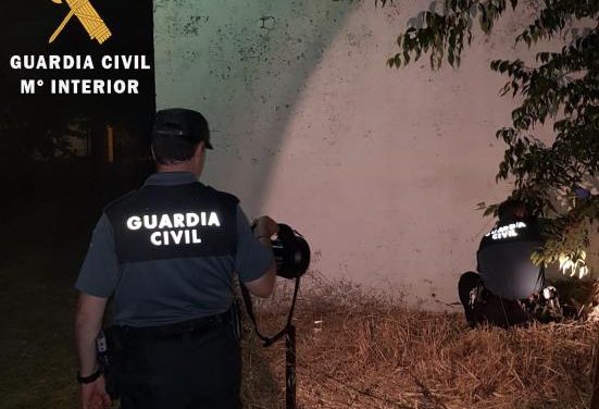 La Guardia Civil detiene a los autores de varios robos en diferentes zonas agrícolas de Riolobos y Holguera