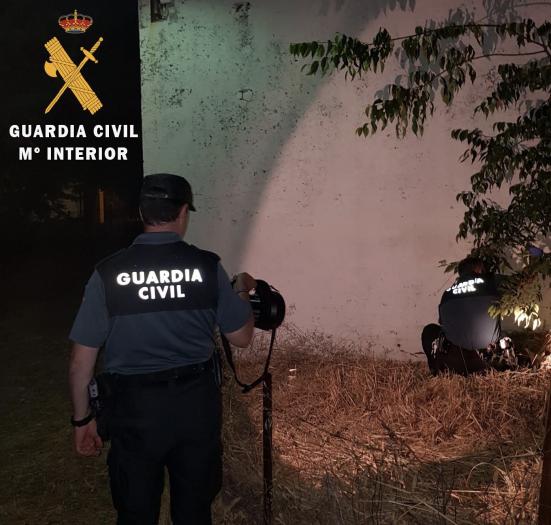 La Guardia Civil detiene a los autores de varios robos en diferentes zonas agrícolas de Riolobos y Holguera