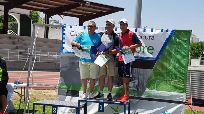 Un moralejano consigue la medalla de plata en el Campeonato de Extremadura de Tiro con Arco