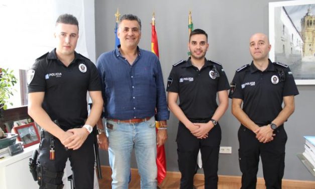 La Policía Municipal de Coria incorpora a dos nuevos agentes para reforzar su trabajo