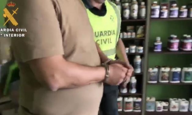 La Guardia Civil desarticula un punto de venta de estupefacientes y detiene a un varón de Moraleja