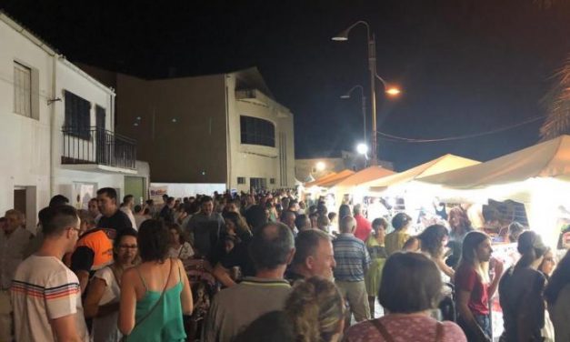 El  mercado de proximidad de Moraleja cierra con «buenas sensaciones» por parte del ayuntamiento