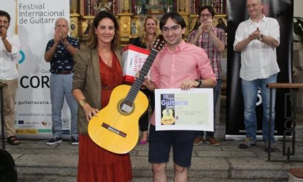 Luis Alejandro García Pérez, de Tenerife, gana el concurso del XXIII Festival Internacional de Coria