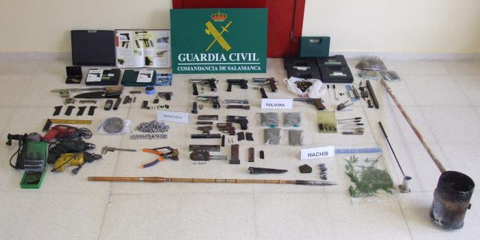 Detienen a un vecino de Zarza de Granadilla acusado de integrar una banda de tráfico de armas de fuego