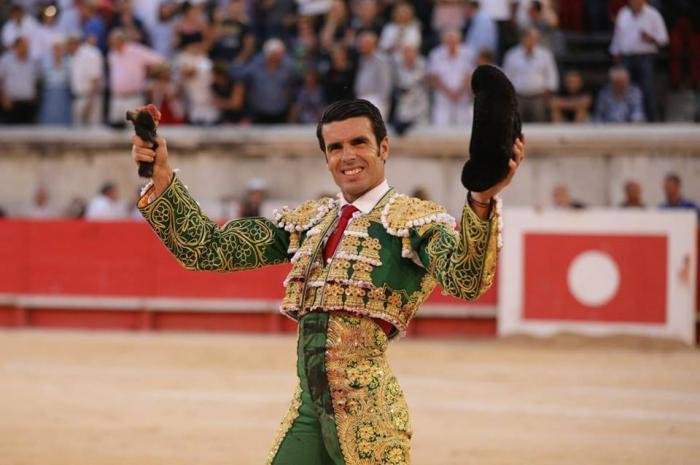 Emilio de Justo corta una oreja en la corrida de la Feria de Nuestra Señora de San Lorenzo en Valladolid