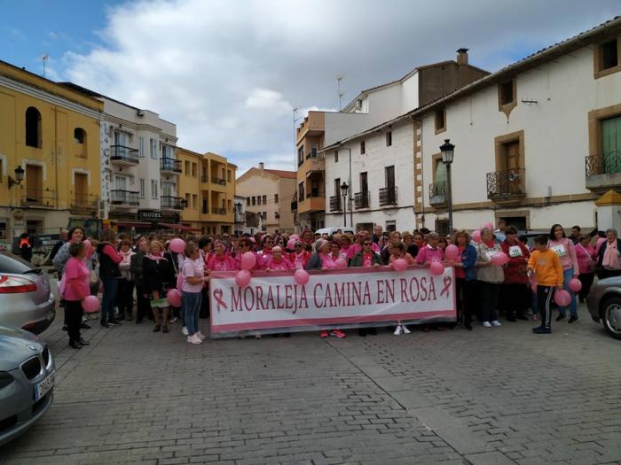 La VII Marcha Rosa de Moraleja vende unos 700 dorsales y recauda más de 2.000 euros