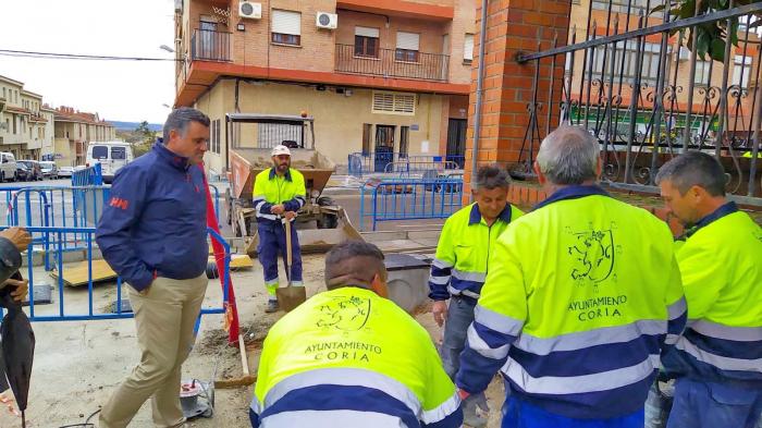 Coria invierte 300.000 euros en renovar la Avenida Monseñor Riberi