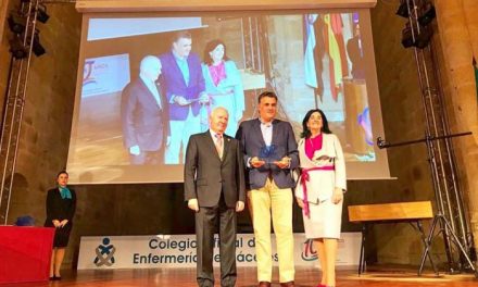 El Colegio Oficial de Enfermería de Cáceres reconoce la aportación de Coria en el ámbito sanitario