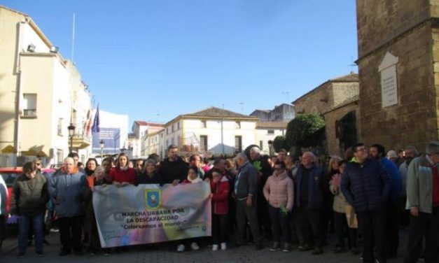 Más de 1.000 personas se dan cita en Moraleja para desfilar en la III Marcha por la Discapacidad