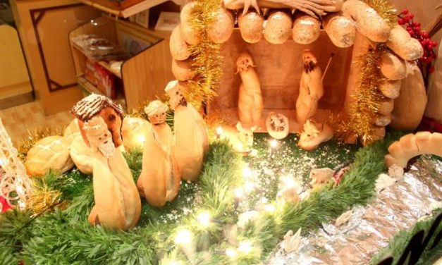 Las votaciones para elegir al mejor escaparate navideño de Moraleja permanecen abiertas hasta el 5 de enero