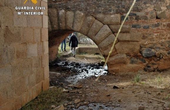 Investigan a una empresa de Mérida por verter aguas industriales sobre una canalización romana