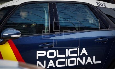 Detienen a un hombre cuando atracaba con un cuchillo una farmacia en Mérida