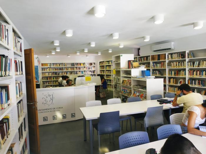 La Biblioteca Municipal de Coria prepara varias actividades para disfrutar de este mes