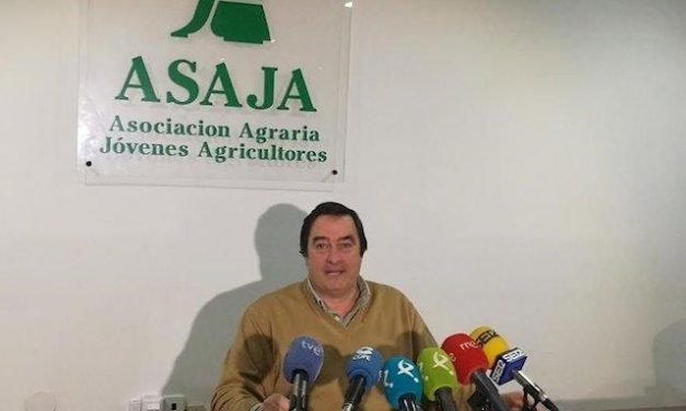 Asaja amenaza con «colapsar» Extremadura si no hay avances en los problemas del campo