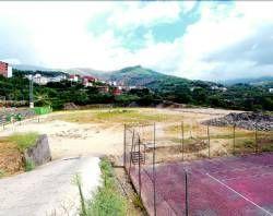 El ayuntamiento lleva a cabo mejoras en las instalaciones deportivas Los Porrejones de Aldeanueva de la Vera