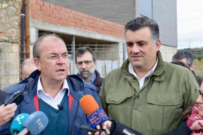 El líder del PP pide el confinamiento de Extremadura por la llegada de madrileños