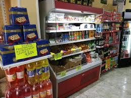 Las tiendas de alimentación adoptan medidas para evitar colas y la picaresca de las pequeñas compras
