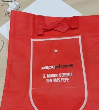 Aioshop Moraleja dona material para hacer 250 mascarillas de protección con bolsas de regalo