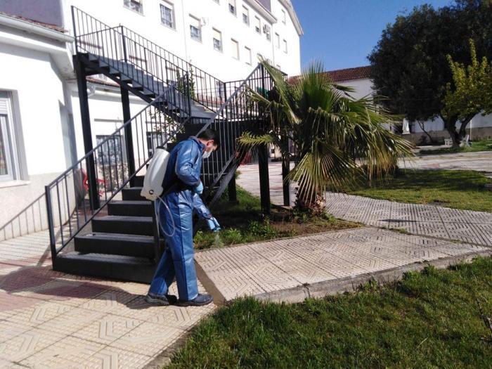 Fallece un varón por Covid en Cáceres que tiene 68 pacientes hospitalizados