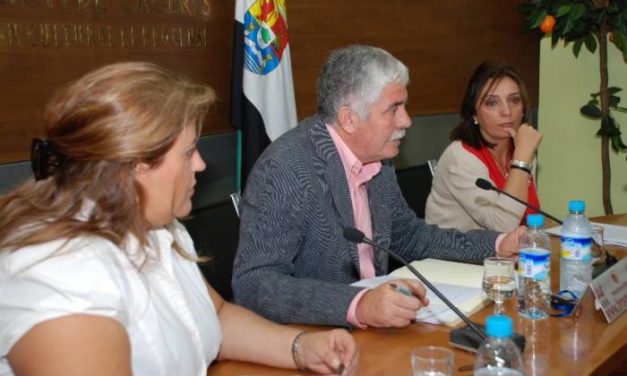 La Diputación de Cáceres implanta un programa informático para corregir el lenguaje sexista