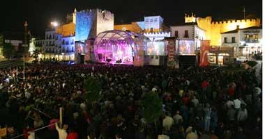 Play! Cáceres se une a la celebración de la Semana contra la Pobreza en Extremadura