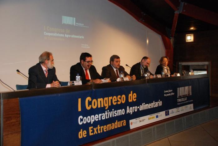 Unexca lanza el reto de comercializar los productos agroalimentarios a través de las cooperativas