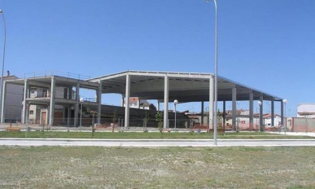 Navalmoral de la Mata urbanizará la zona del nuevo pabellón polideportivo cubierto y la Calle Azalea