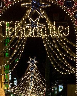 La iluminación especial de Navidad recortará su consumo de energía en la ciudad de Cáceres