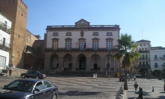La deuda contabilizada del Ayuntamiento de Cáceres suma, de momento, más de 54 millones de euros