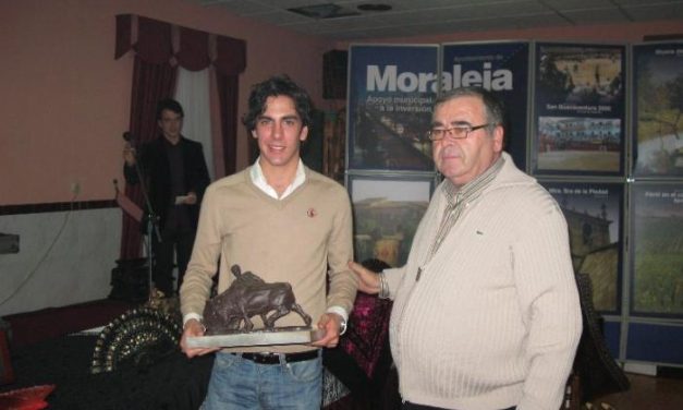 Moraleja entrega los premios de San Buenaventura 2008 en una gala taurina con más de 100 invitados