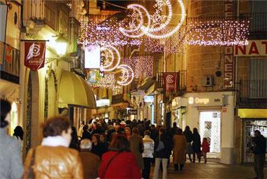 Cada extremeño gastará esta Navidad 220 euros en regalos, un 4% menos que lo que gastó el año pasado