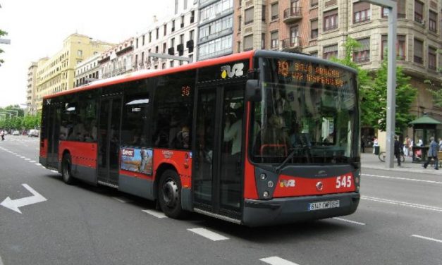El Ayuntamiento de Cáceres baraja recortar turnos del servicio del autobús al campus para bajar costes