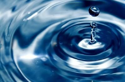 La empresa Aqualia se compromete a pagar 10.000 litros de agua si incumple la Carta de Calidad