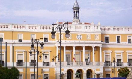 El gobierno local de Badajoz aprueba el crédito para los servicios extras de la policía municipal de 2022