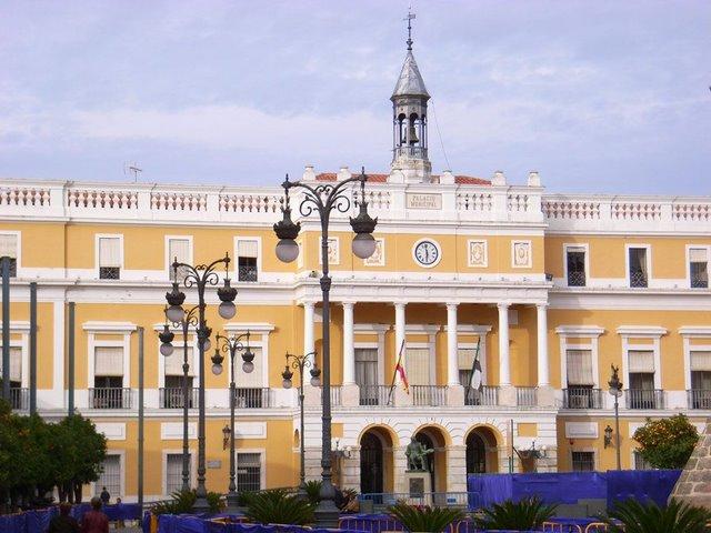 El Gobierno aprueba 12 proyectos del Ayuntamiento de Badajoz a cargo del Fondo Estatal de Empleo