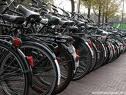 El Consejero de Industria ha firmado un convenio con los alcaldes para instalar bicicletas de uso público
