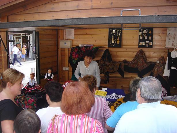 Artesanos del Valle del Alagón participan en la VI Feria Artesana y Gastronómica de Erandio