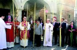 El obispo de la Diócesis de Coria-Cáceres, Francisco Cerro, abrió ayer la Semana Santa en Coria