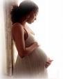 Una promotora presenta su solicitud para una iniciativa de apoyo a embarazadas que reduzca los abortos