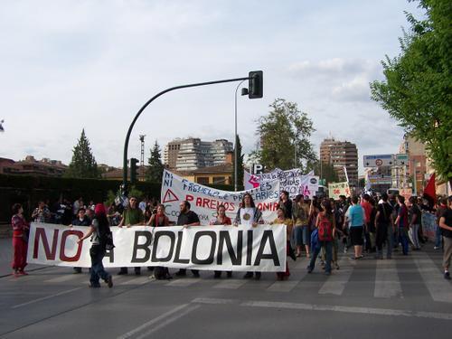 La Junta y la Universidad (Uex) destacan que el proceso Bolonia vertebrará una universidad más útil